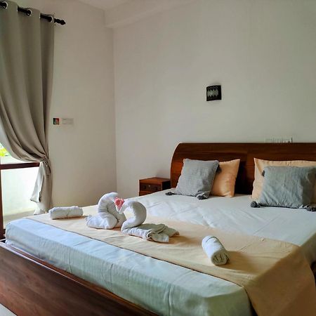Aurora Hotel Хиккадува Экстерьер фото