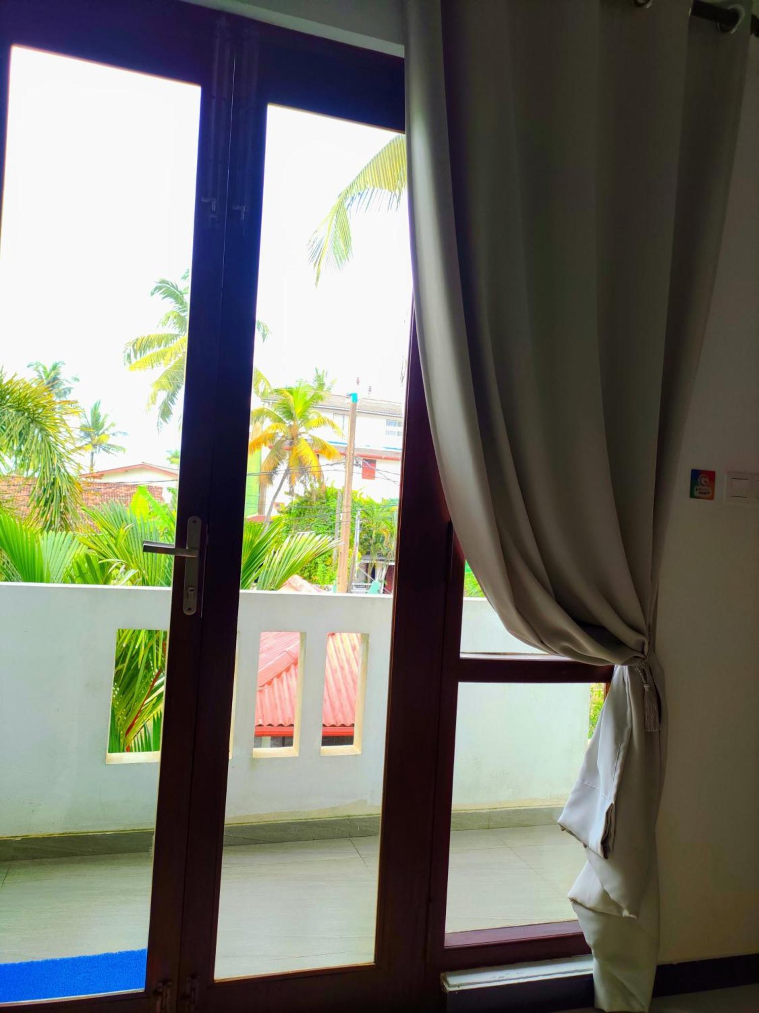 Aurora Hotel Хиккадува Экстерьер фото